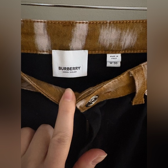 Burberry Black, White & Deer Denim Skinny Midrise - Picture 4 of 7